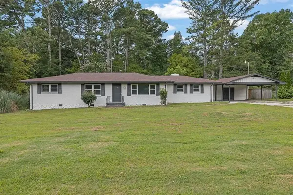 1563 Rockbridge Road, Stone Mountain, GA 30087