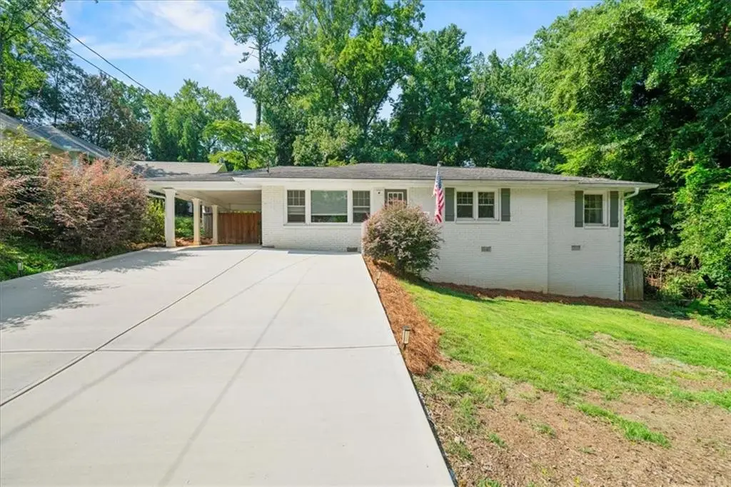 31 W Belle Isle Road, Sandy Springs, GA 30342 - #1
