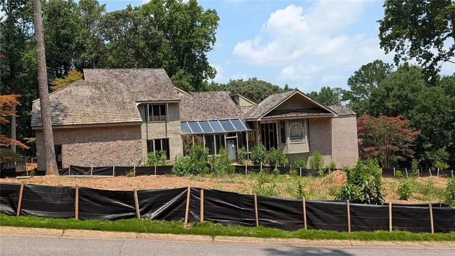 870 Waddington Court, Sandy Springs, GA 30350 - #3