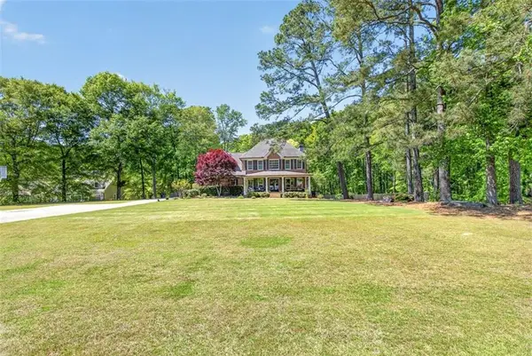 2700 Bay Ridge Drive, Loganville, GA 30052