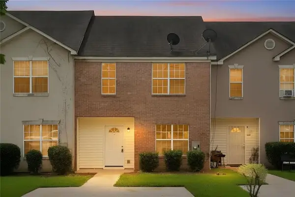 366 N Beach Court, Riverdale, GA 30274