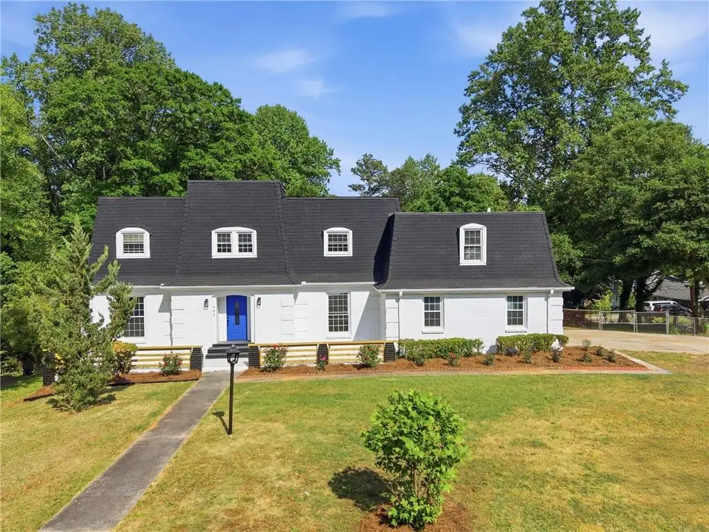 492 S Susan Creek Drive, Stone Mountain, GA 30083 - #1