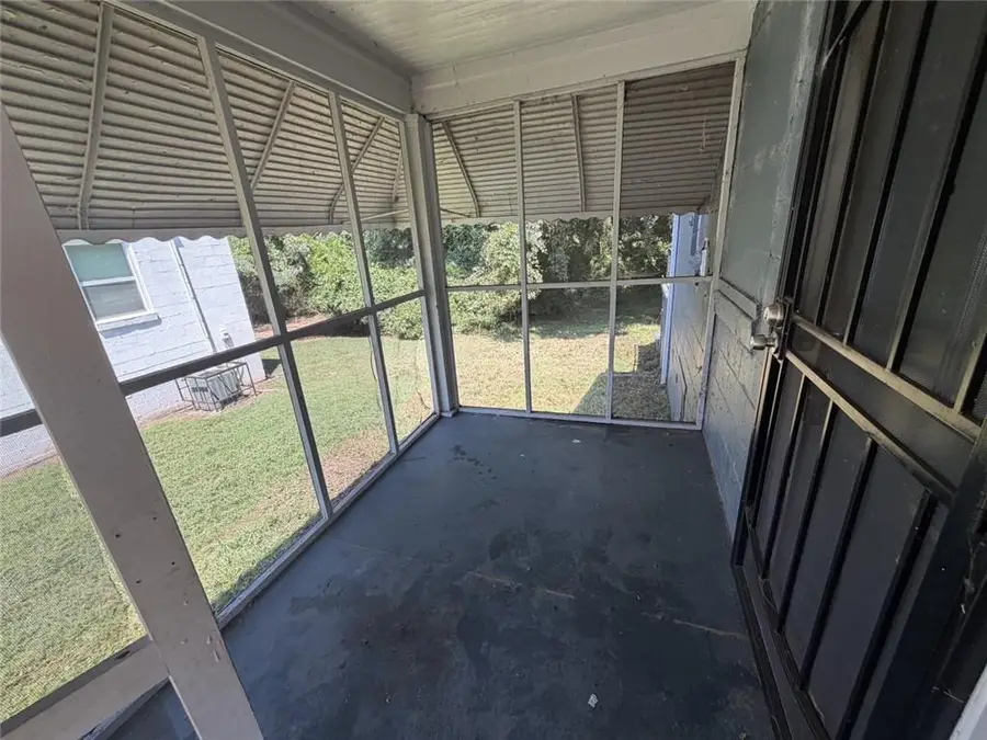 2557 Loghaven Drive Nw, Atlanta, GA 30318 - #3