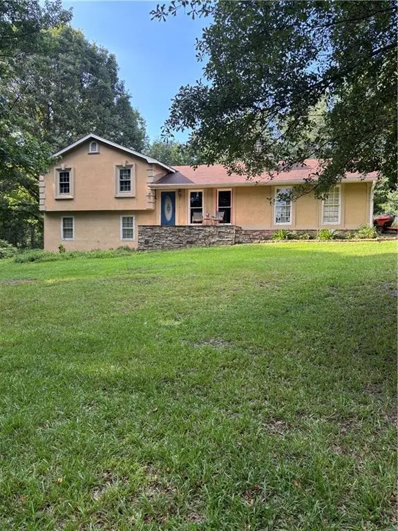 150 Aspen Lake Drive E, Newnan, GA 30263