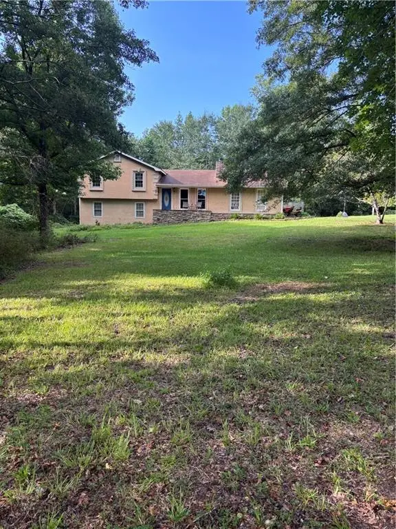 150 Aspen Lake Drive E, Newnan, GA 30263 - #2