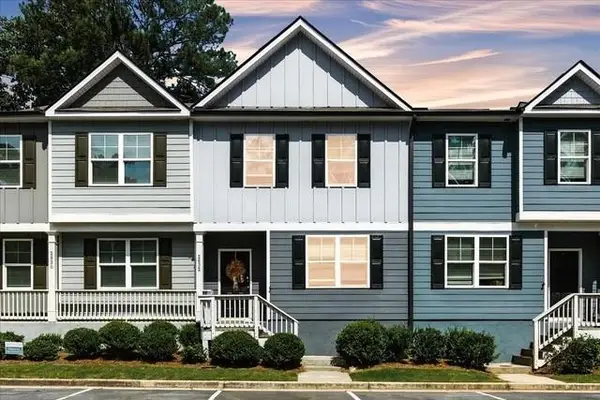 2832 Saratoga Lake View, Decatur, GA 30034