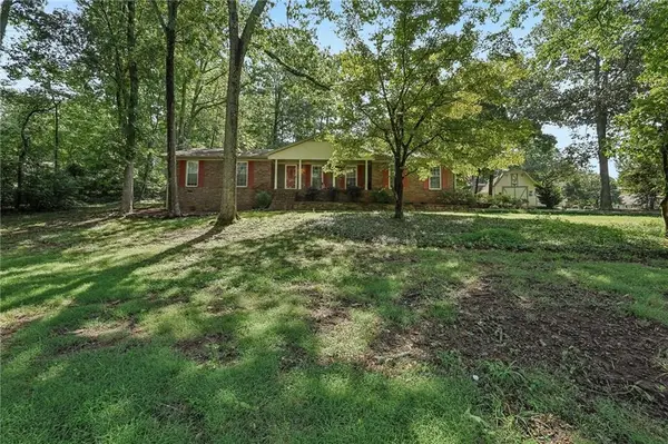 1025 Greenwood Acres Drive, Cumming, GA 30040