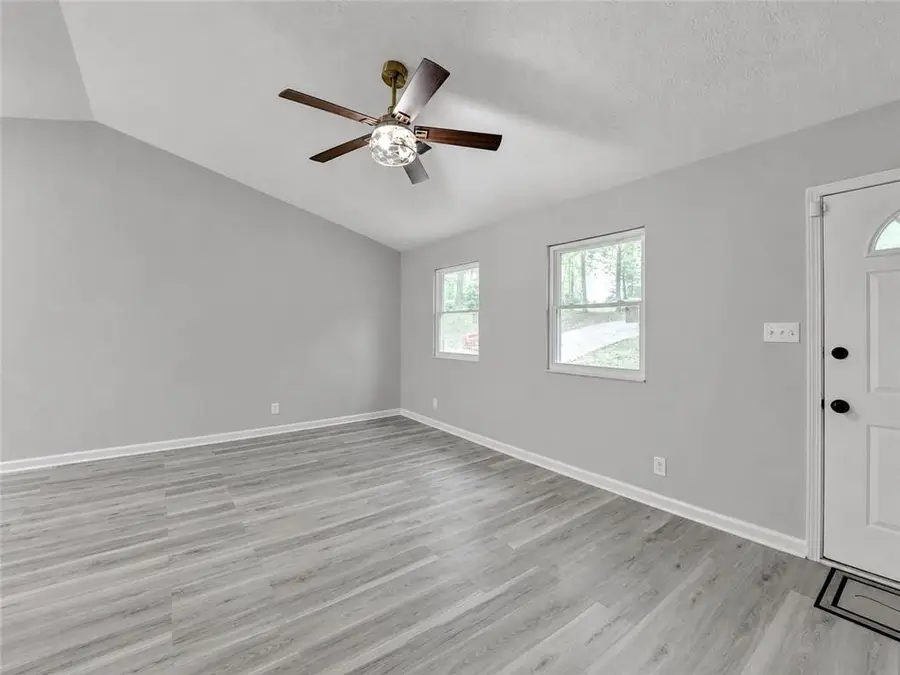 1018 Wayne Drive, Snellville, GA 30078 - #3