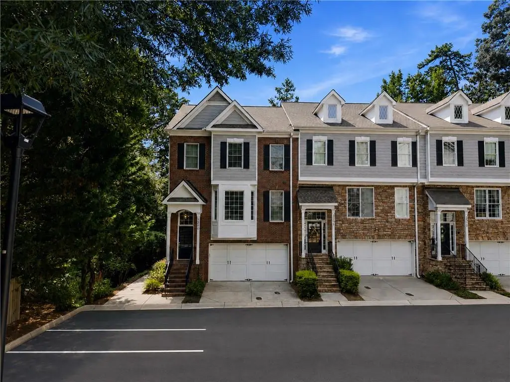 1262 Brickton Drive Nw, Atlanta, GA 30318 - #1