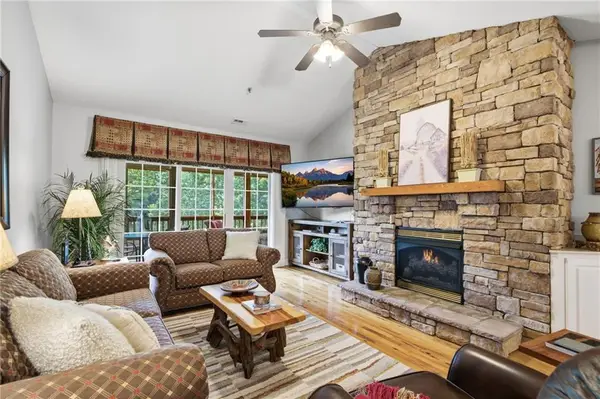 92 Gleneagle Court #302B, Clayton, GA 30525