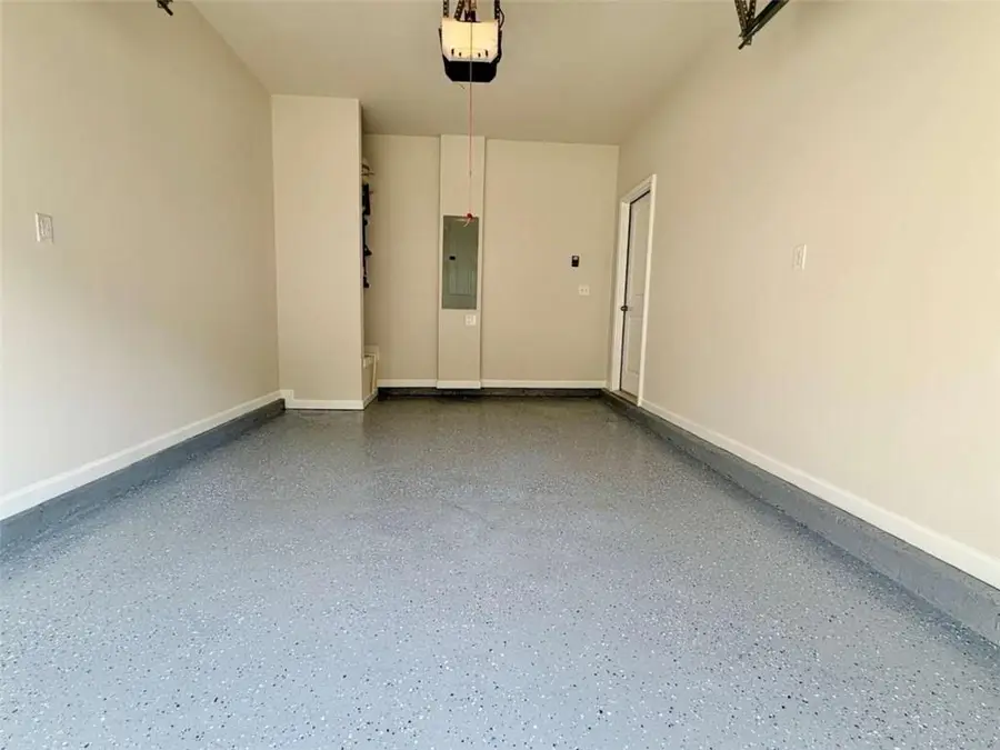 129 Jaxton Street, Hoschton, GA 30548 - #2