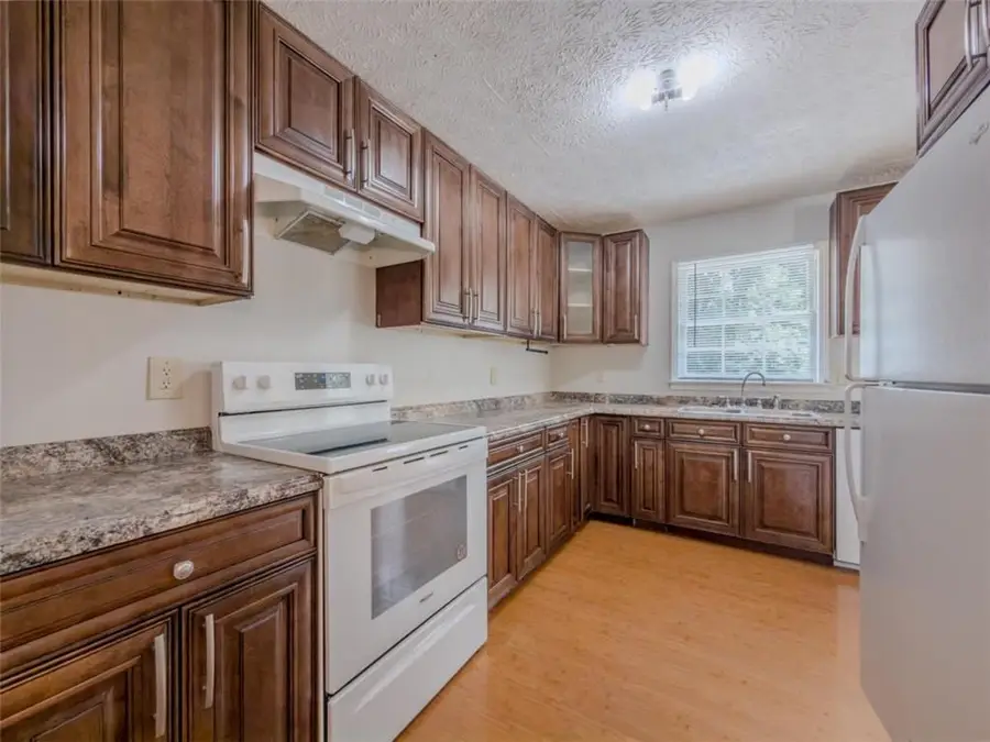 2050 Abington Lane, Snellville, GA 30078 - #3
