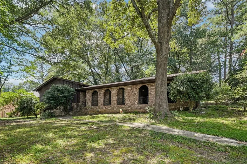 667 Kingswood Court, Lithia Springs, GA 30122 - #1