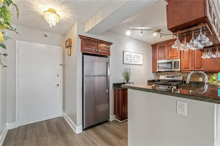 620 Peachtree Street Ne #911, Atlanta, GA 30308 - #3