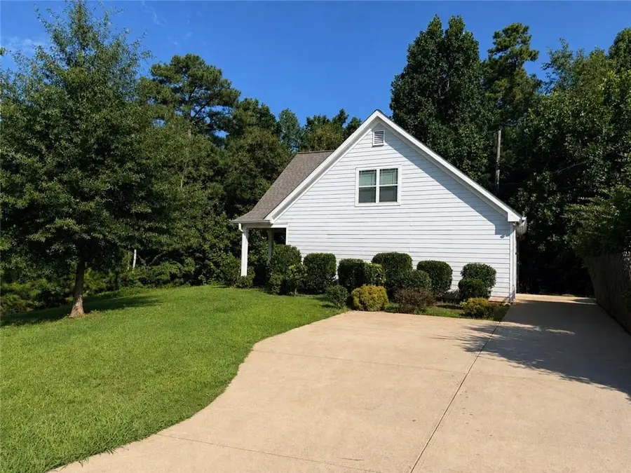 8850 Four Mile Creek Road, Gainesville, GA 30506 - #3