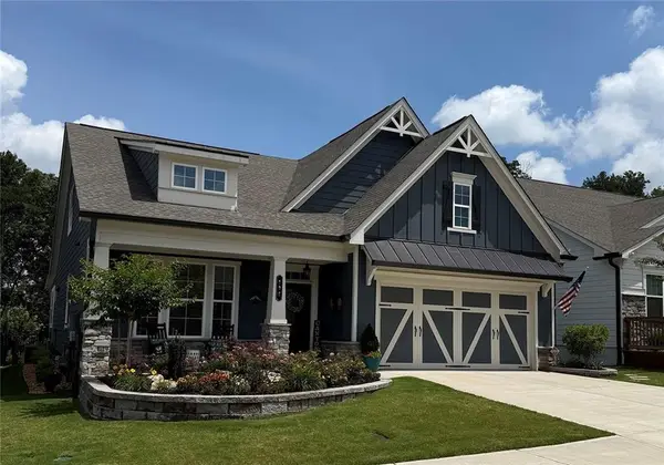 196 Hickory Bluffs Parkway, Canton, GA 30114