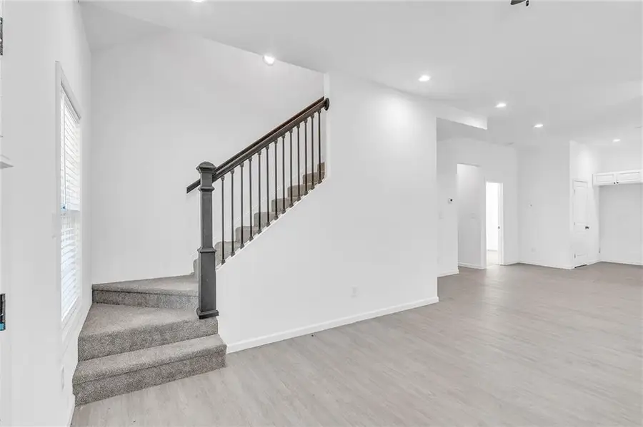 1136 Oak Knoll Terrace Se, Atlanta, GA 30315 - #3