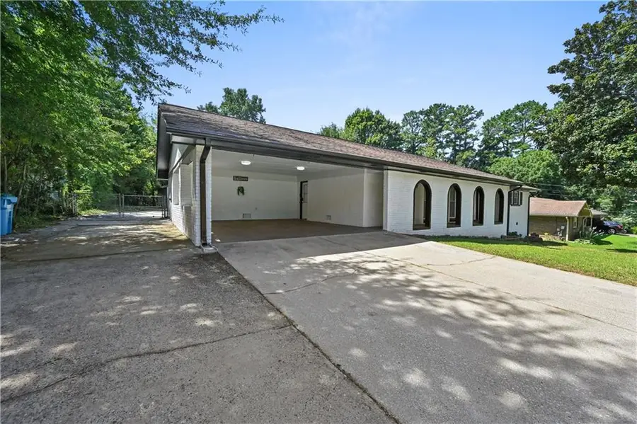 5692 Rosser Court, Lilburn, GA 30047 - #3