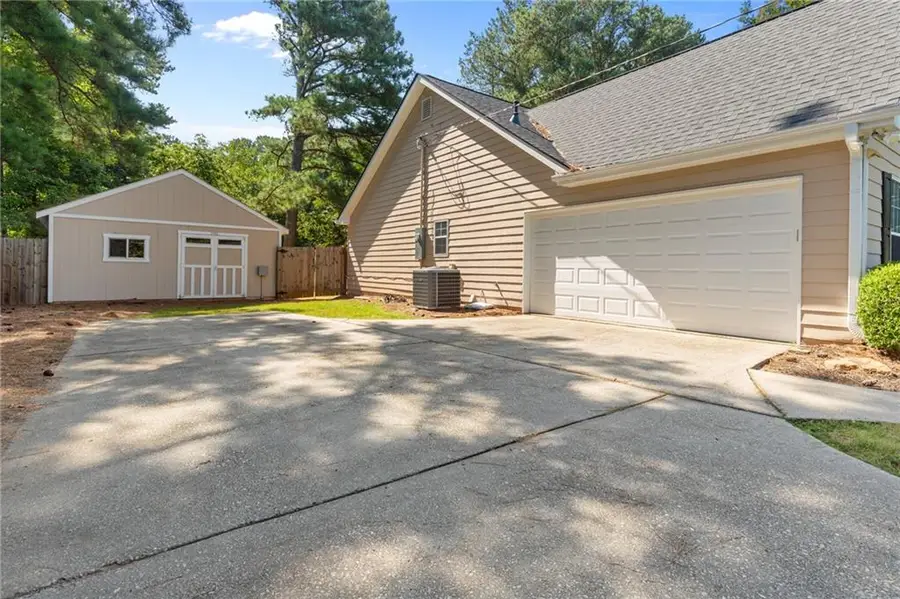 895 Scenic Lake Drive, Lawrenceville, GA 30045 - #3