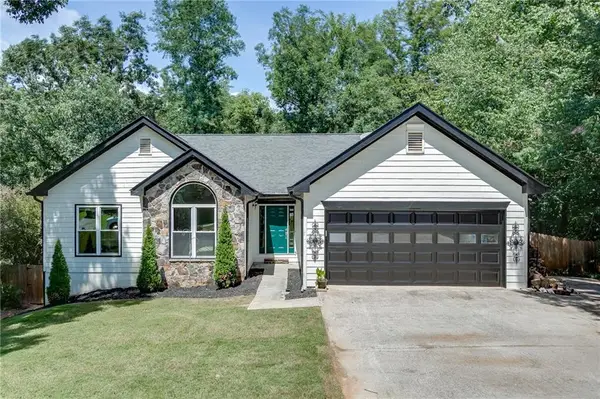 6447 Ivy Springs Drive, Flowery Branch, GA 30542