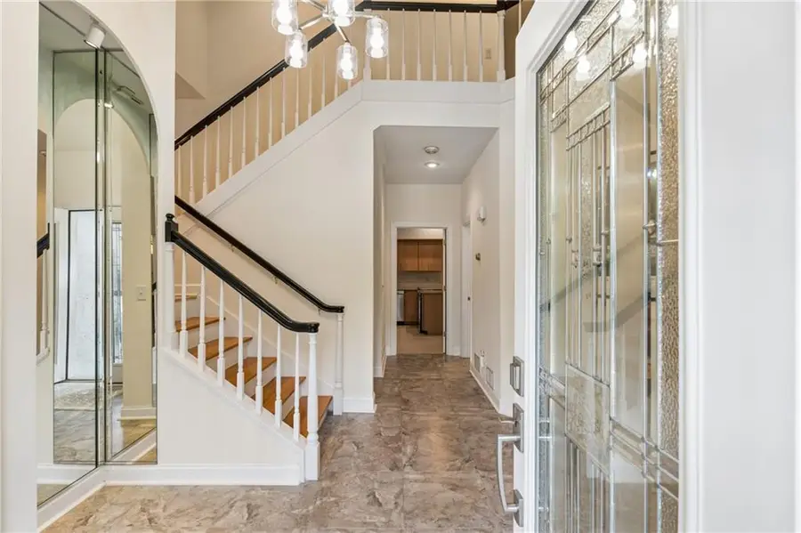 210 Wessex Court, Sandy Springs, GA 30328 - #3