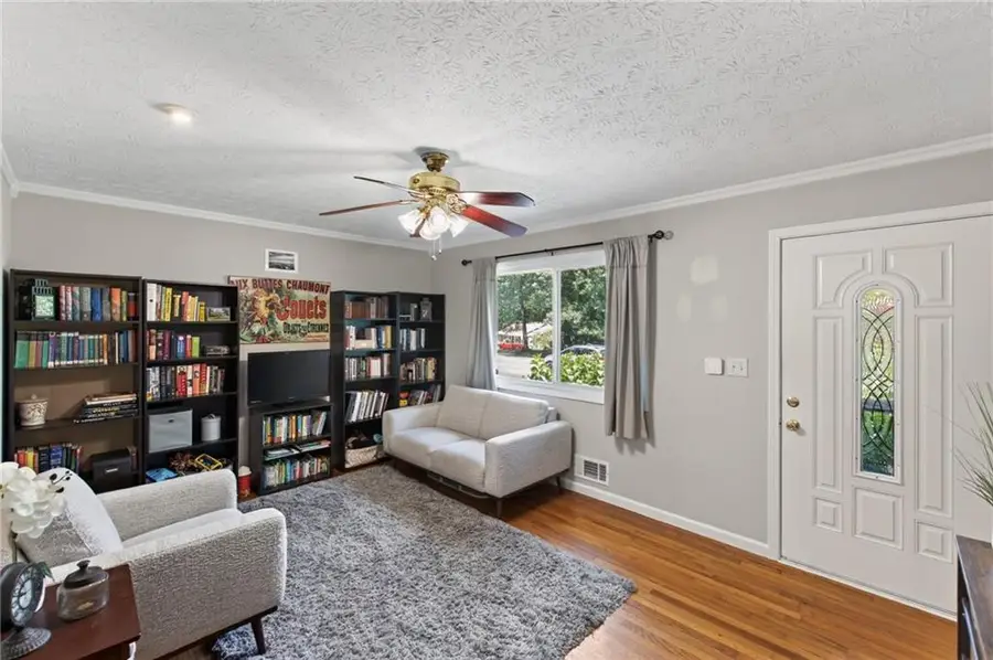877 King Drive, Conyers, GA 30094 - #3
