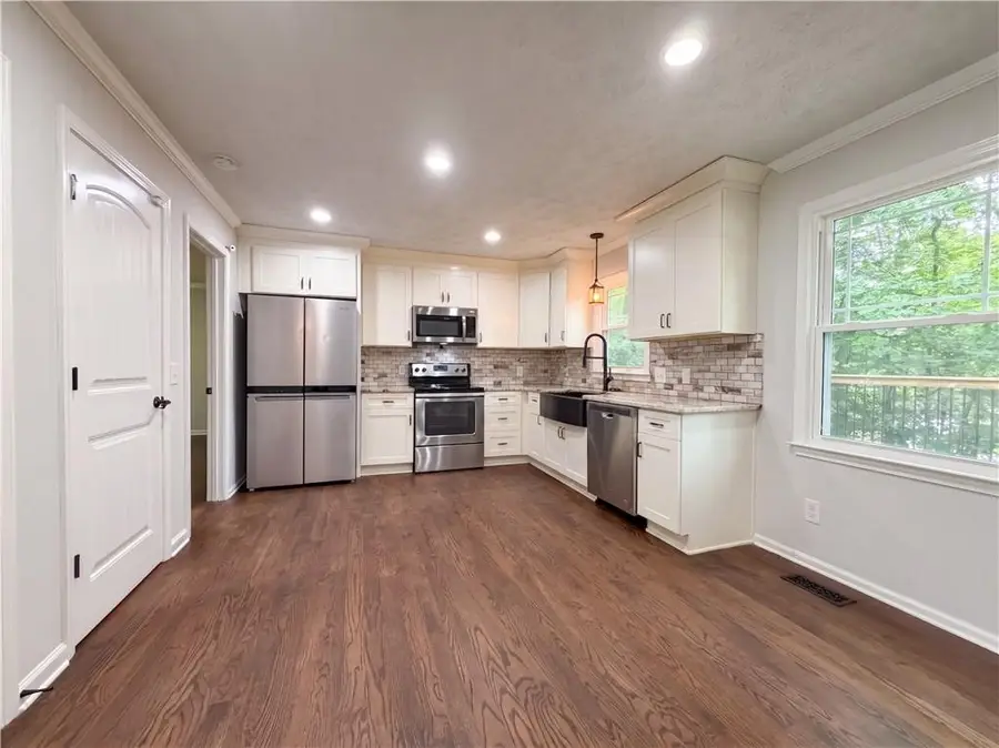 1394 Natchez Trace Sw, Marietta, GA 30008 - #2