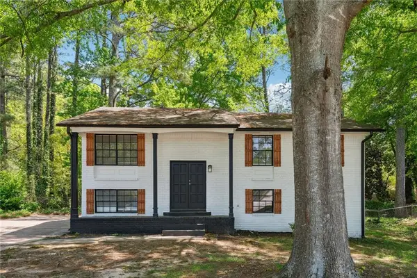 1421 Iron Gate Boulevard, Jonesboro, GA 30238