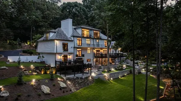 3946 Paces Ferry Road Nw, Atlanta, GA 30327