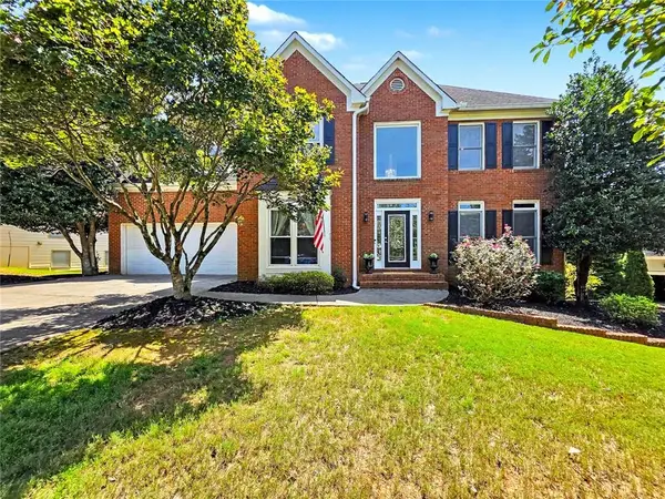625 Windwalk Drive, Roswell, GA 30076