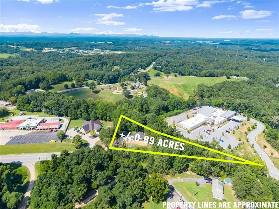 2443 Old Cornelia Highway, Gainesville, GA 30507 - #3