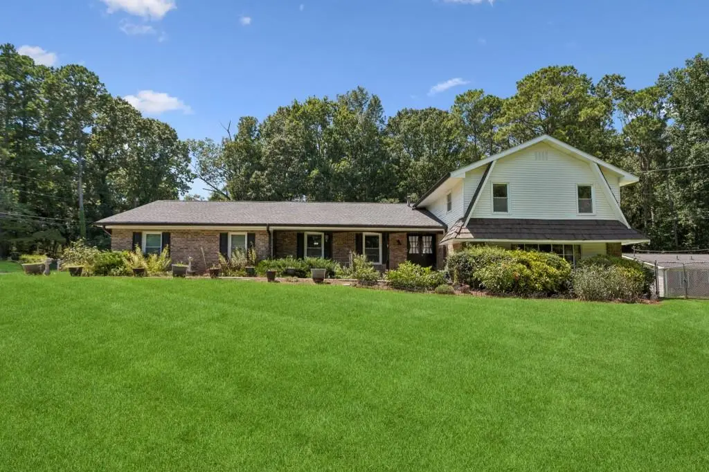 212 Simpson Drive Ne, Kennesaw, GA 30144 - #1