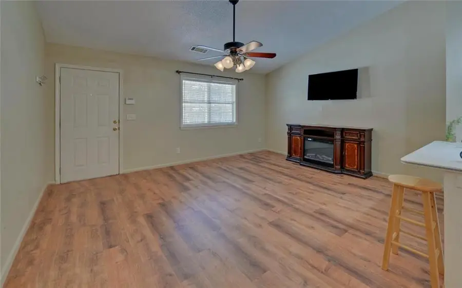2947 Florence Drive, Gainesville, GA 30504 - #3