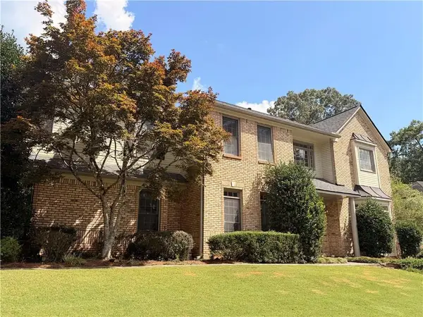 11295 Vedrines Drive, Johns Creek, GA 30022