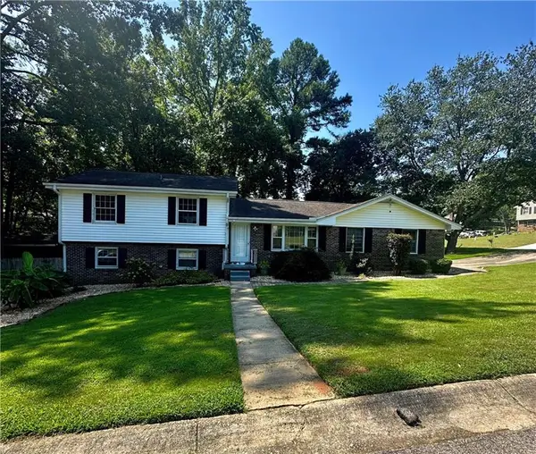 6892 Maddox Road, Morrow, GA 30260