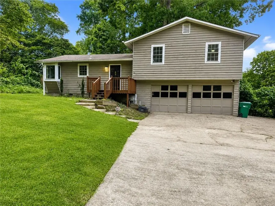 1758 Eric Circle, Lawrenceville, GA 30043 - #2