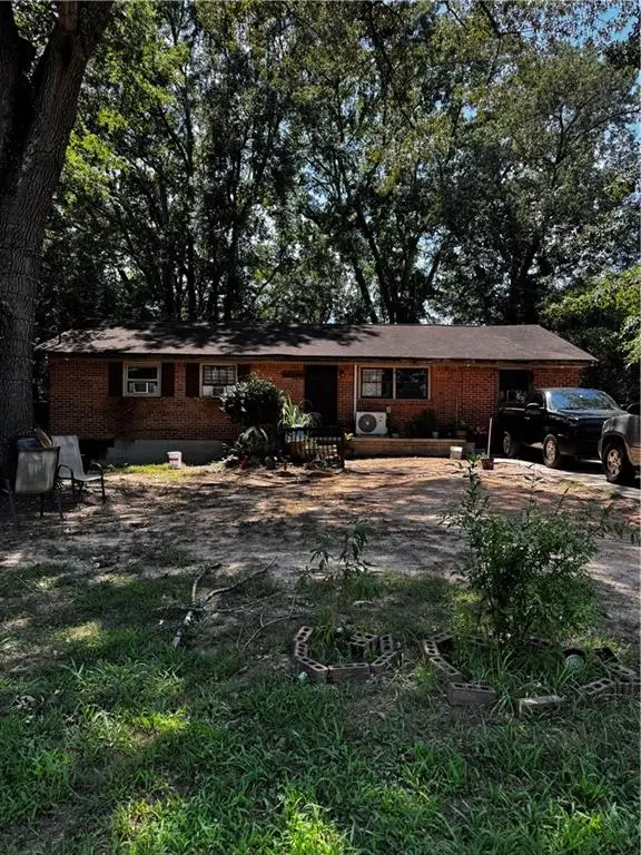 301 Essex Drive, Jonesboro, GA 30238 - #2
