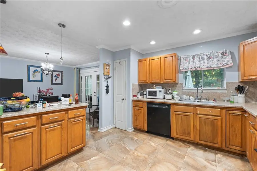6825 Maddox Road, Morrow, GA 30260 - #3