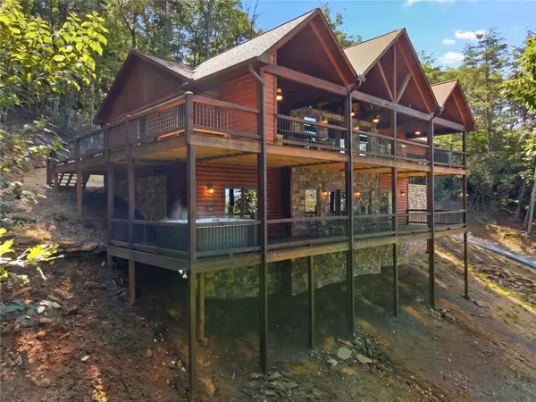 175 Stuart Drive Drive, Mineral Bluff, GA 30559