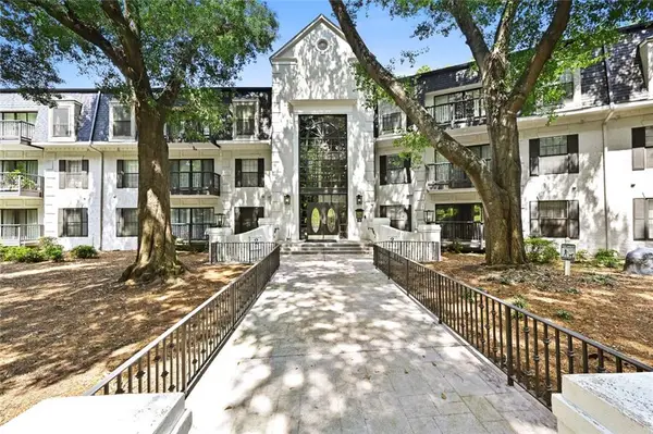 2201 Pine Heights Drive Ne, Atlanta, GA 30324