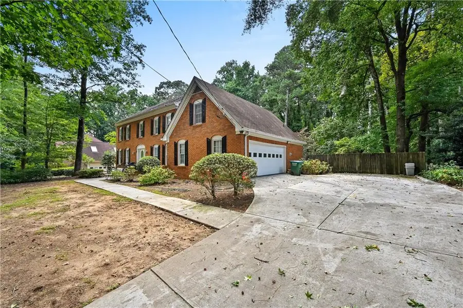 85 Shadow Lake Drive Sw, Lilburn, GA 30047 - #3