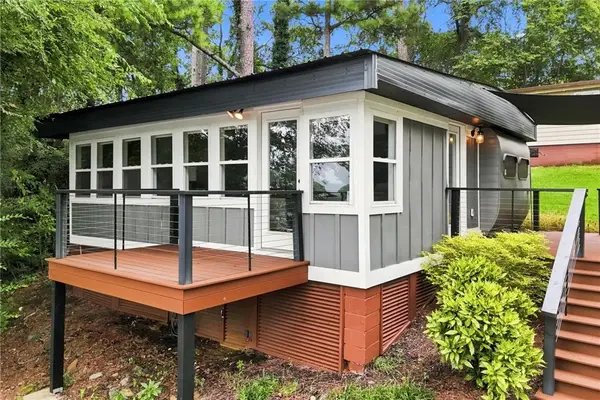 24 Allatoona Landing, Cabin 7 Road Se, Cartersville, GA 30121
