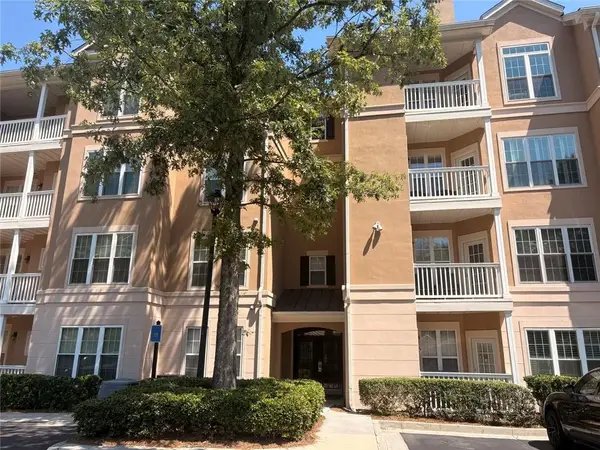 131 Ashford Circle #131, Dunwoody, GA 30338