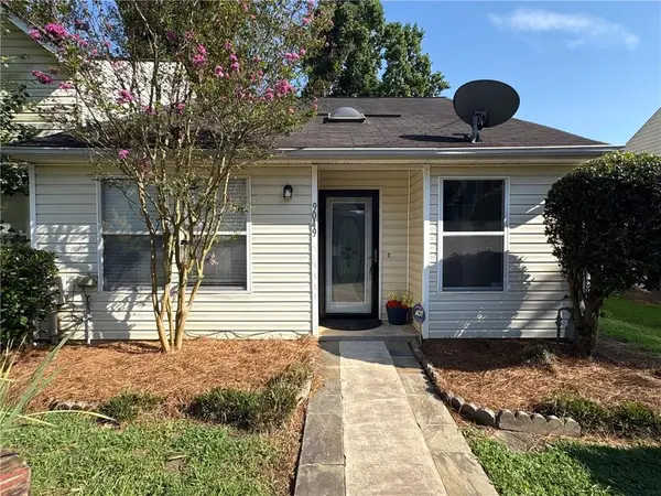 9049 Stoneleigh Trace, Douglasville, GA 30134