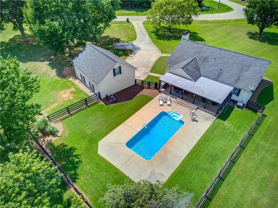 15 Davis Road, Jefferson, GA 30549 - #2