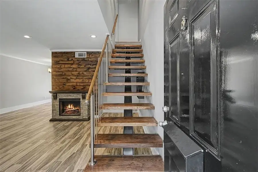 136 Peachtree Memorial Drive Nw #RI 5, Atlanta, GA 30309 - #3