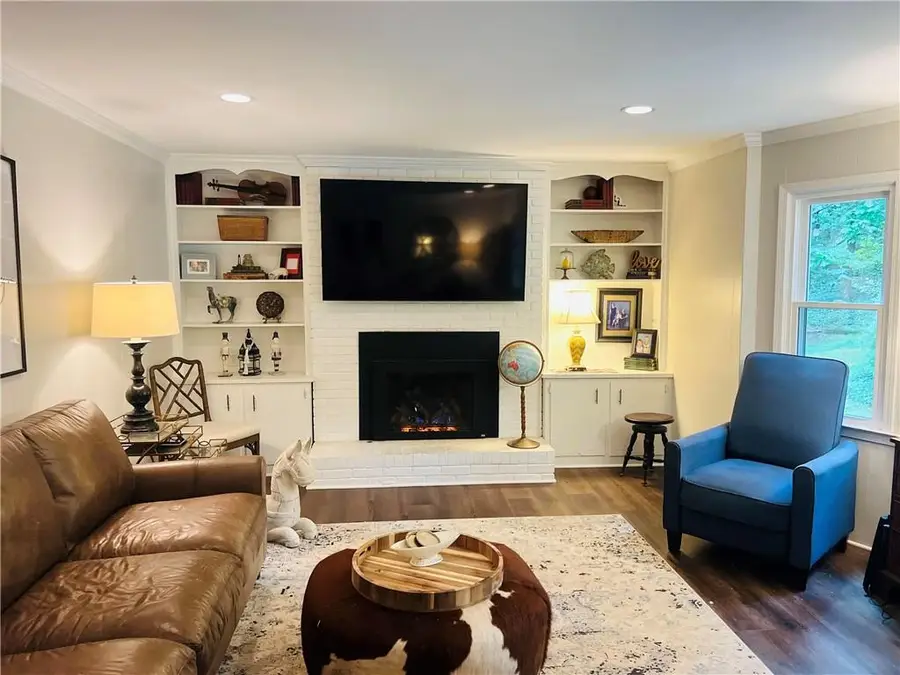5434 Dunwoody Knoll Court, Dunwoody, GA 30338 - #2