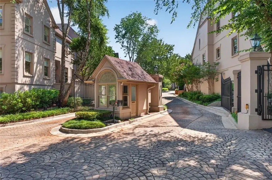 2525 Peachtree Road Ne #25, Atlanta, GA 30305 - #2