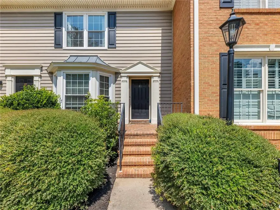 81 Mount Vernon Circle, Sandy Springs, GA 30338 - #2