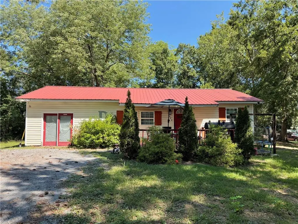 322 Circle Drive, Calhoun, GA 30701 - #1